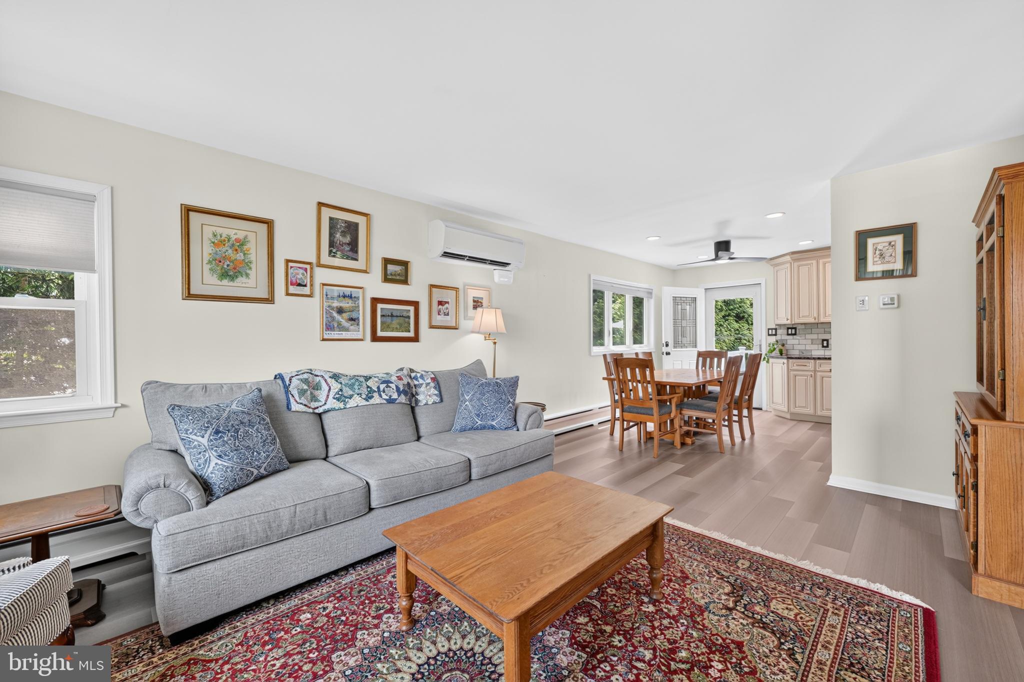 HILLWOOD TERR - Residential