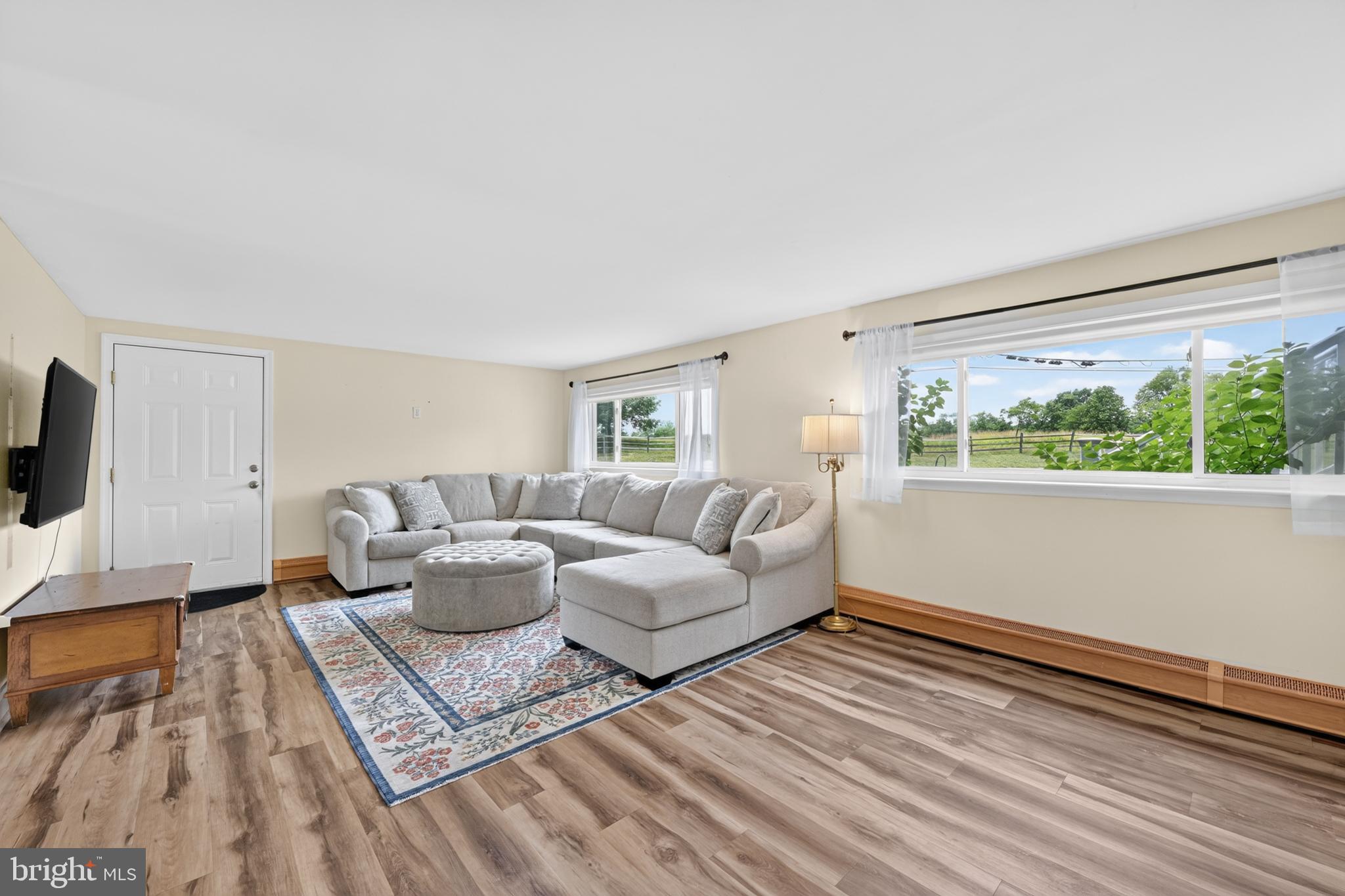 HILLWOOD TERR - Residential