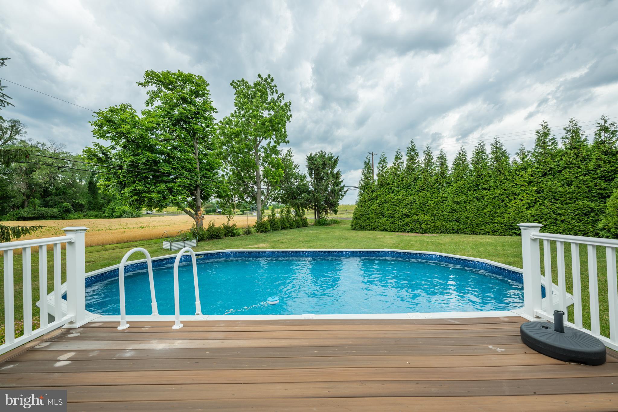 HILLWOOD TERR - Residential
