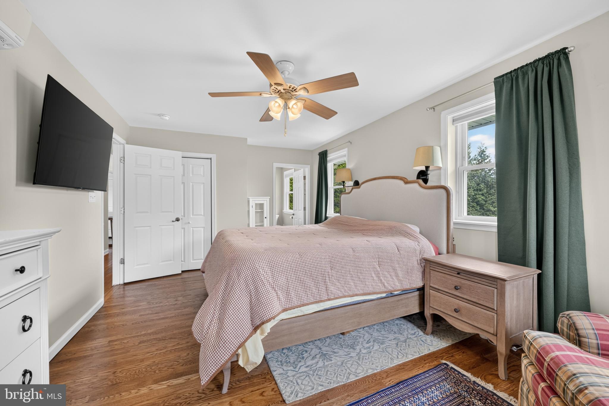 HILLWOOD TERR - Residential