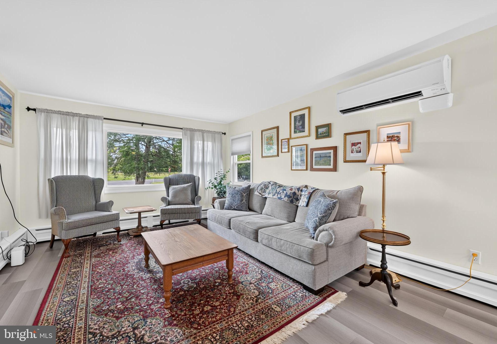 HILLWOOD TERR - Residential