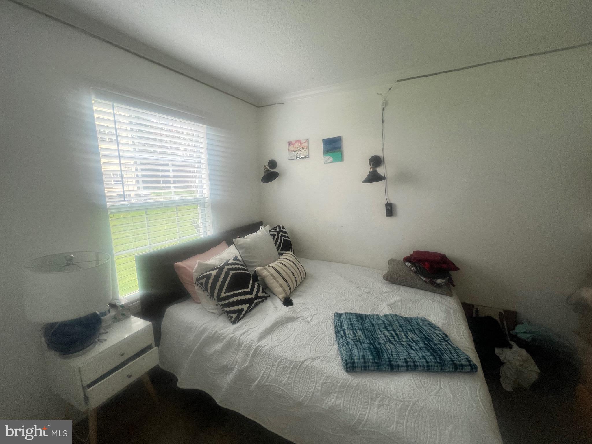 FOX CHASE/EXETER - Residential Lease