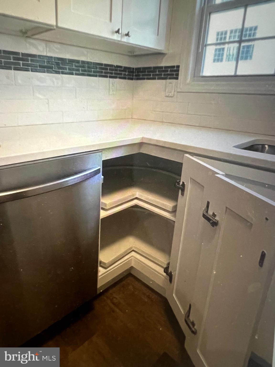 FOX CHASE/EXETER - Residential Lease