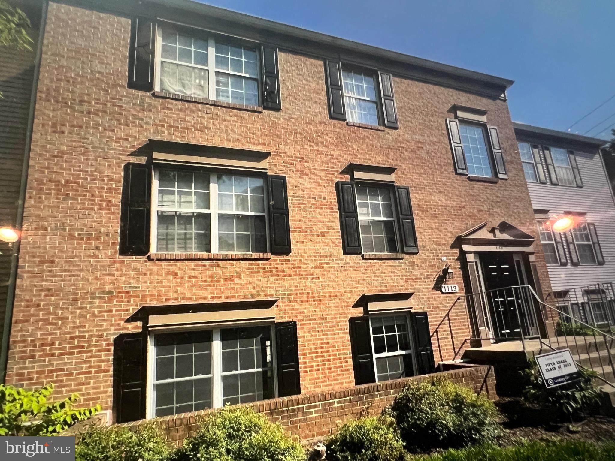 FOX CHASE/EXETER - Residential Lease