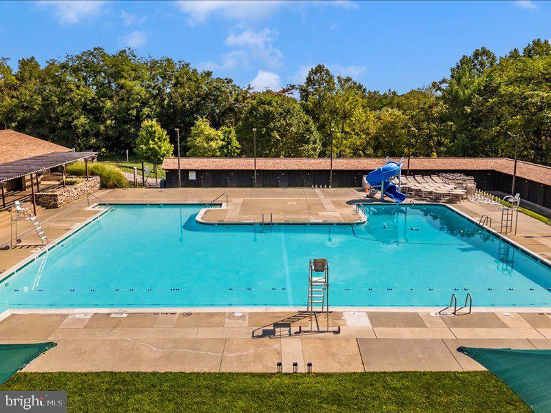 WOODRIDGE AT LAKE LINGANORE - Residential
