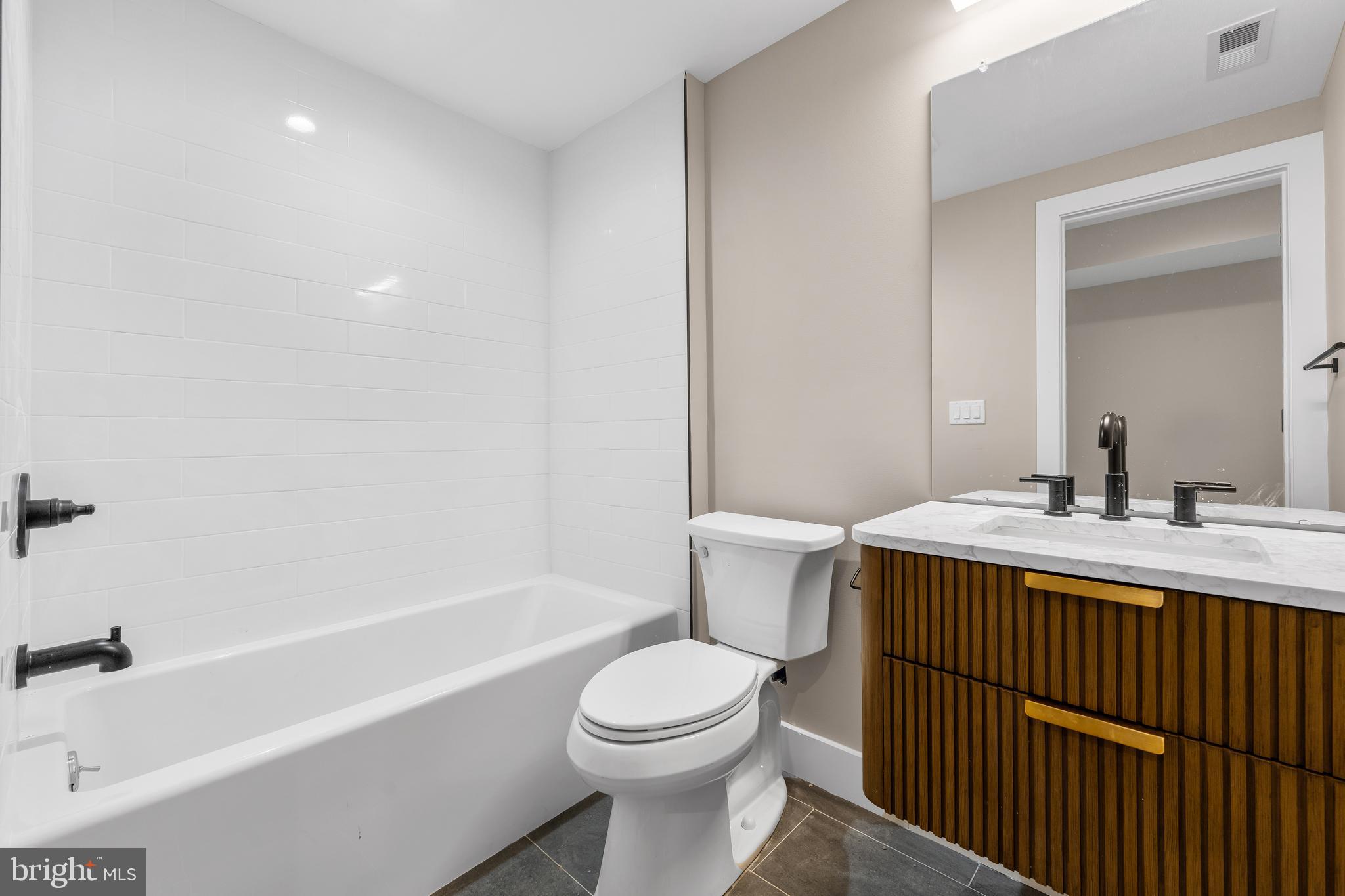 EAST PASSYUNK CROSSING - Residential