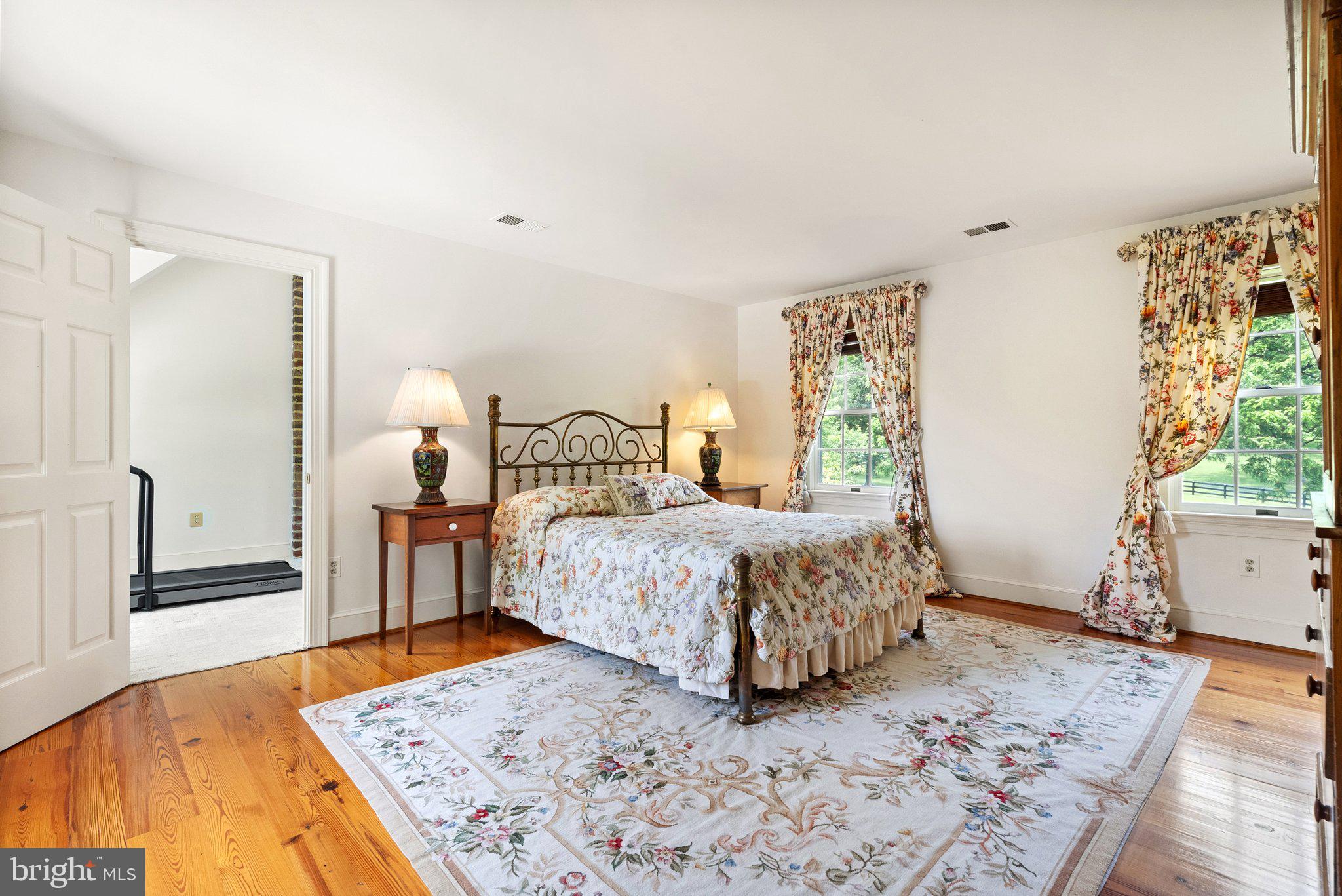 POSSUM HOLLOW FARM - Residential