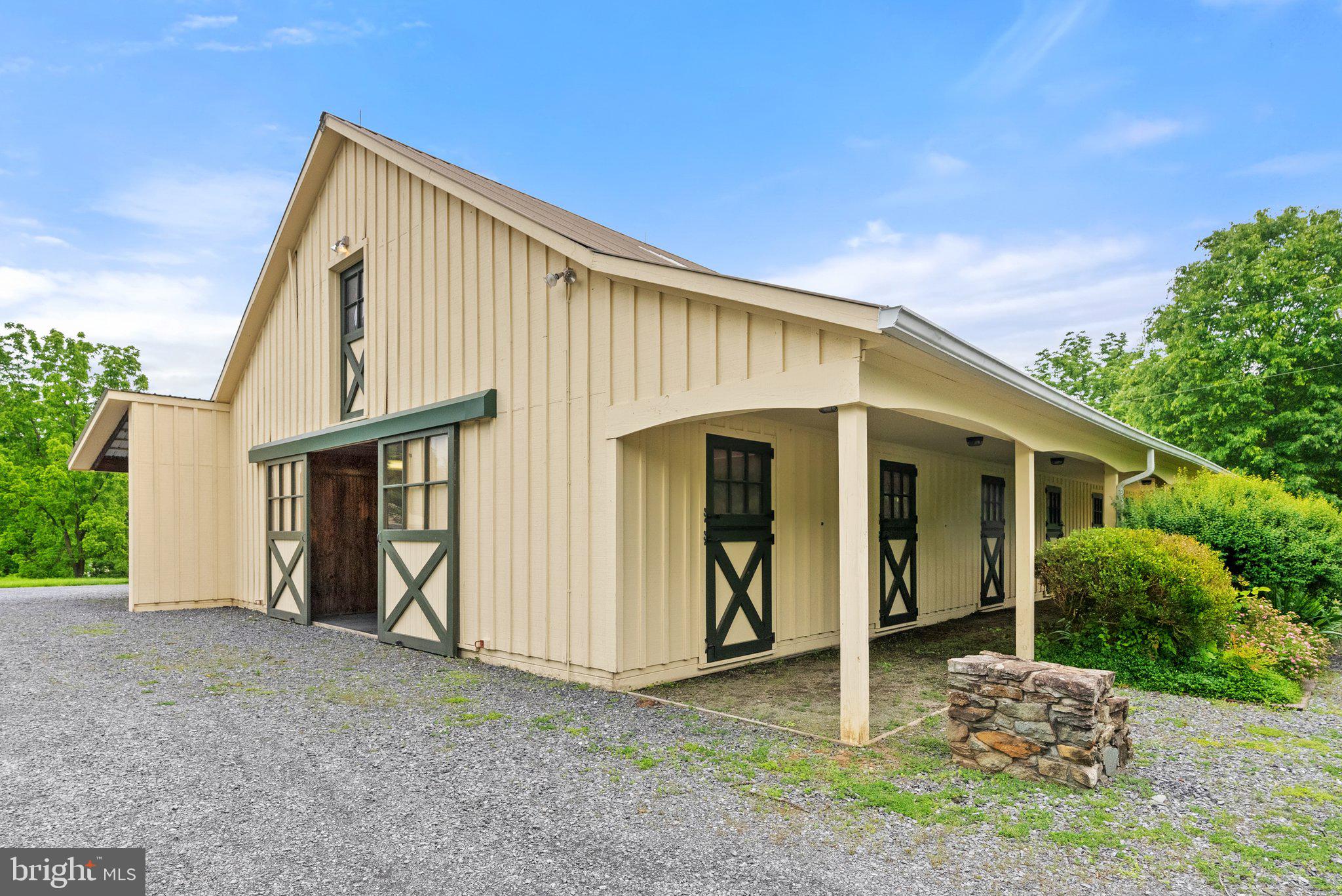 POSSUM HOLLOW FARM - Residential