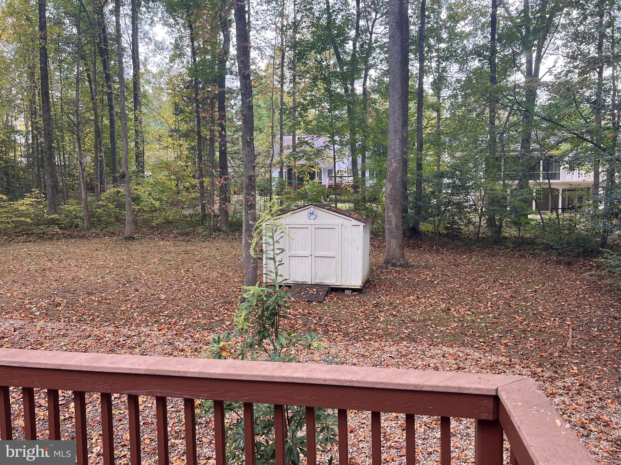 LAKE OF THE WOODS - Residential Lease