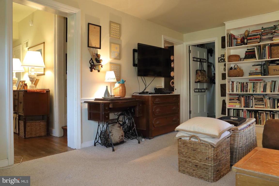 HAMILTON PARK - Residential