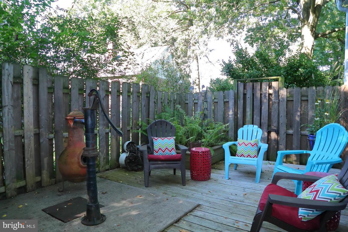 HAMILTON PARK - Residential