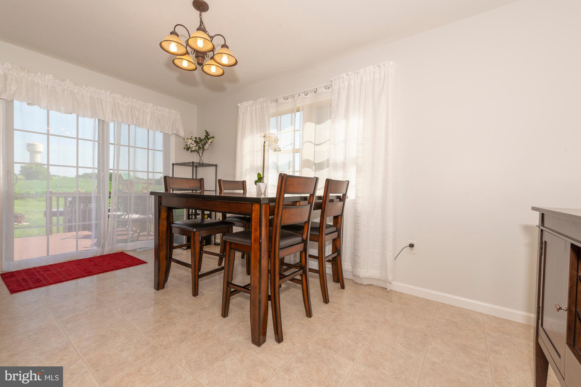 VILLAGE SQUARE COMMONS - Residential