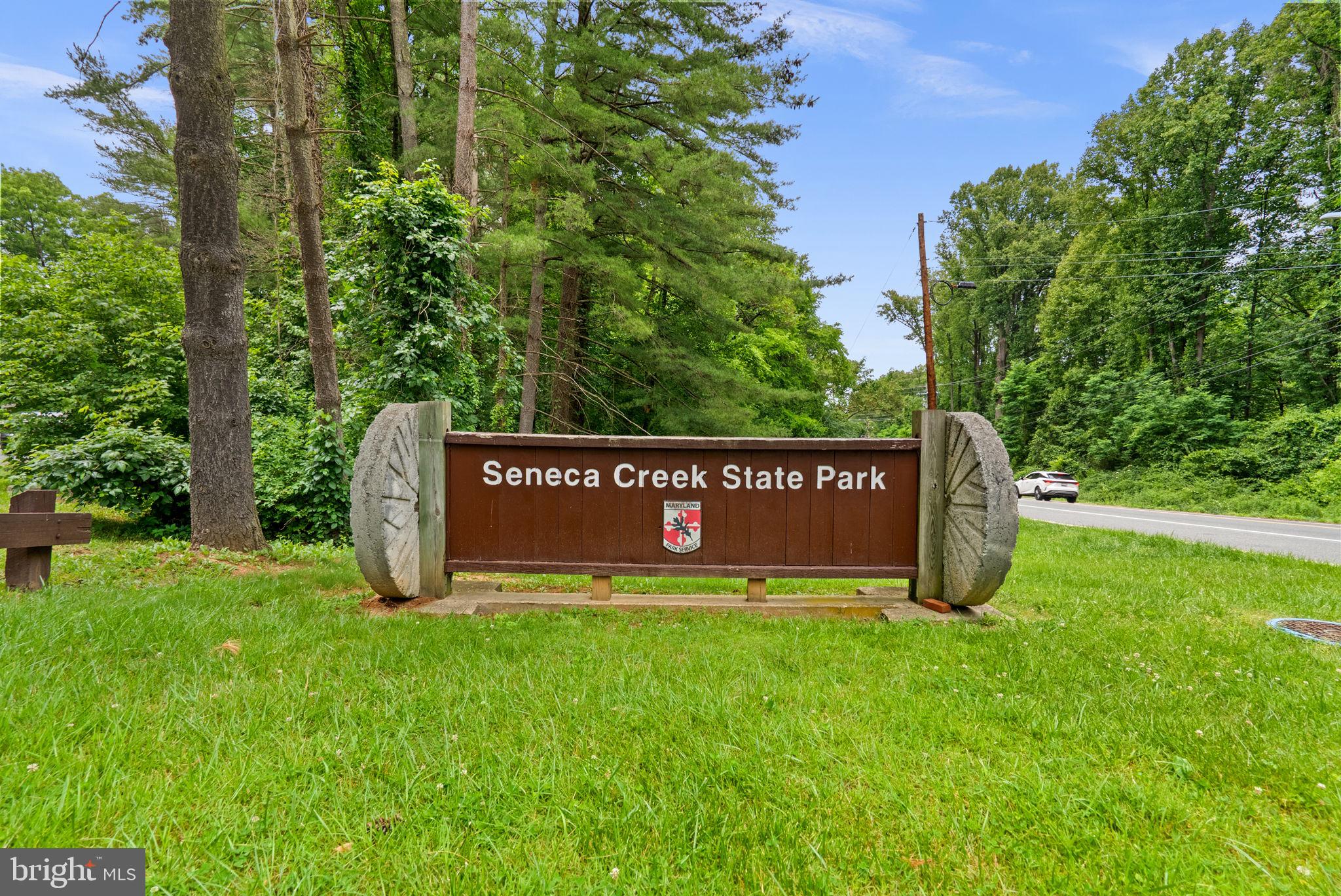 SENECA PARK - Residential