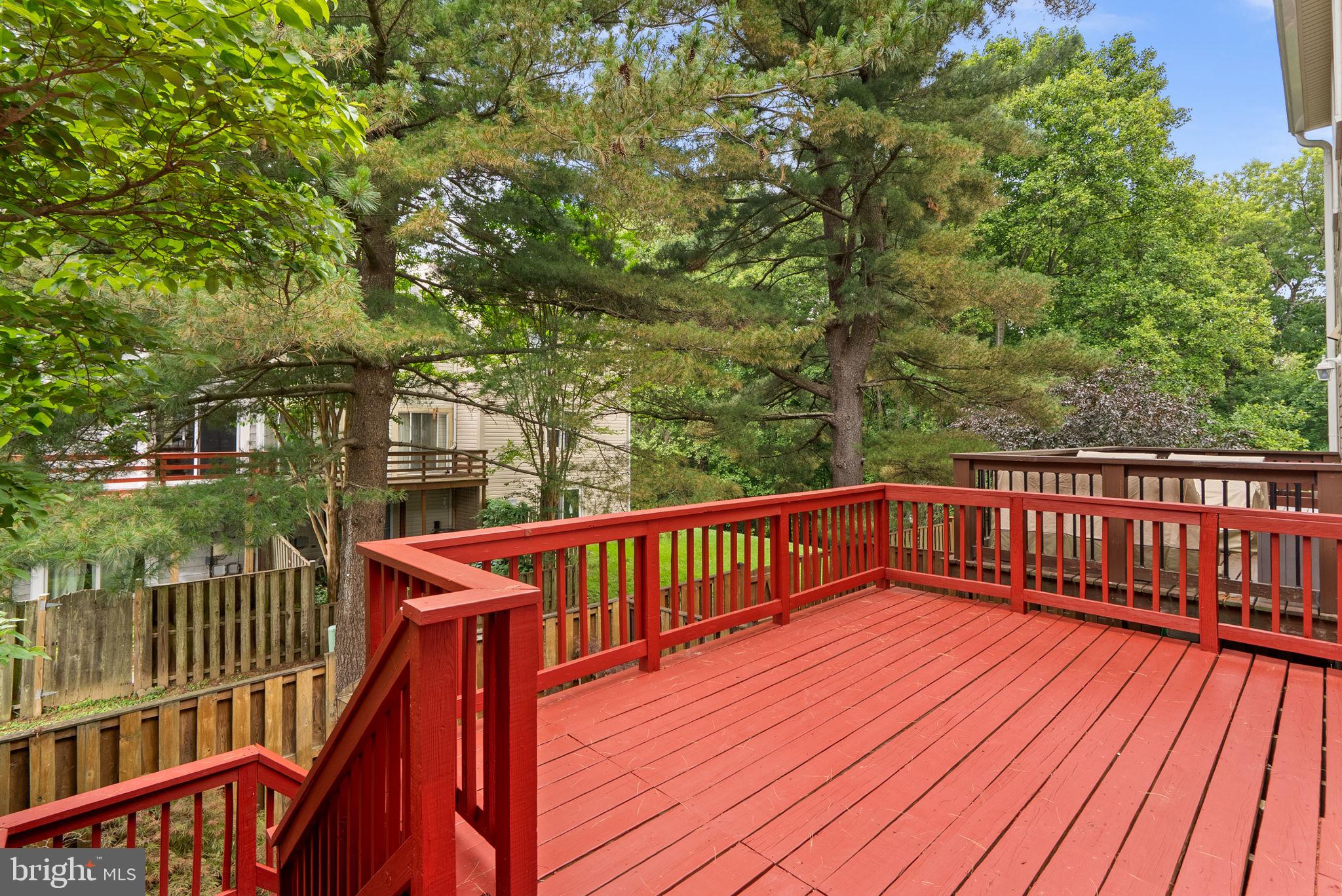 SENECA PARK - Residential