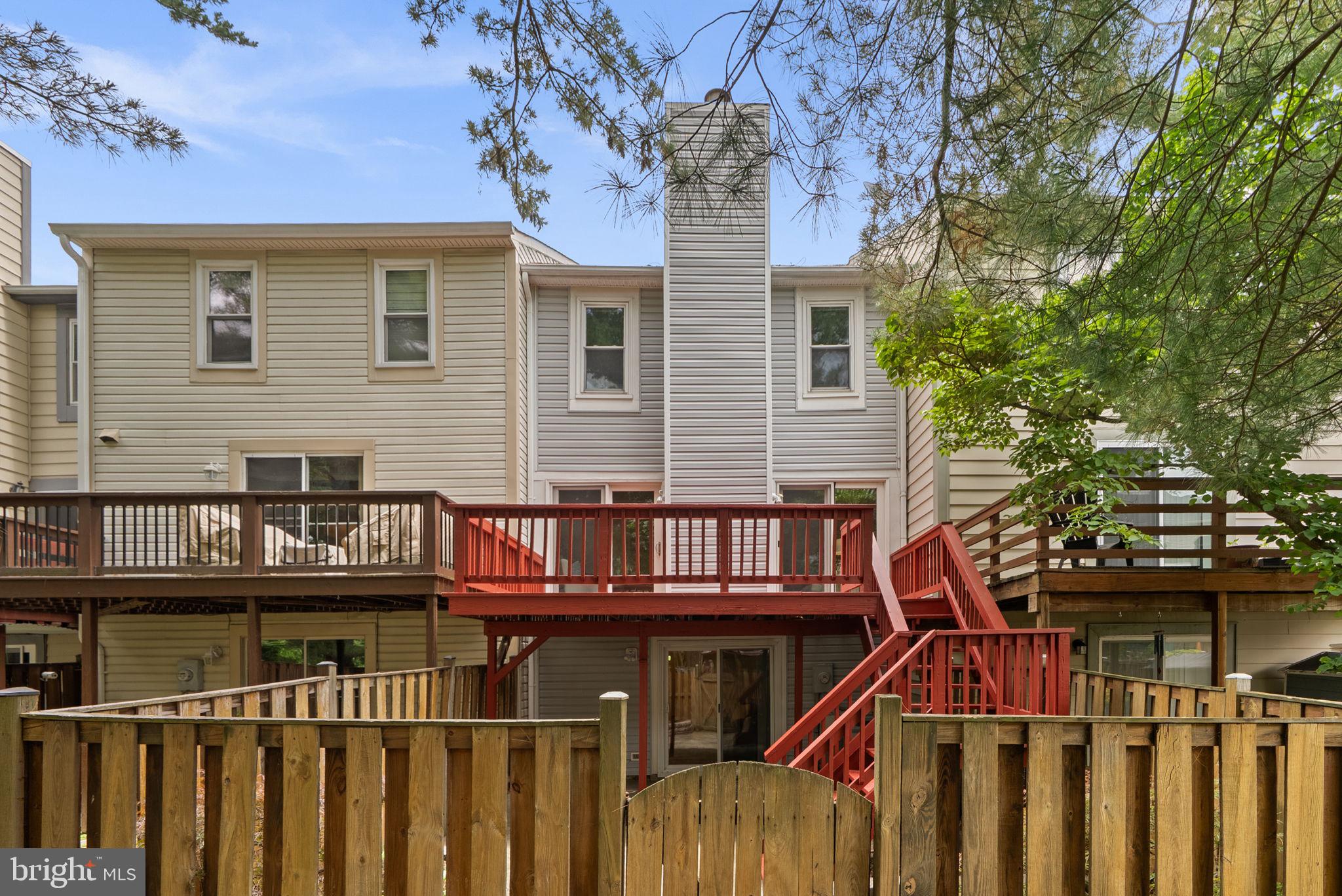 SENECA PARK - Residential