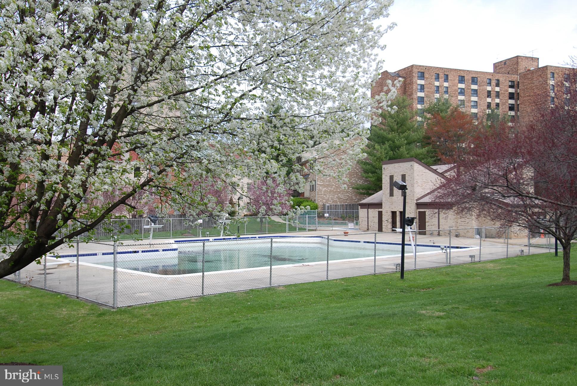 WESTLAKE PARK - Residential