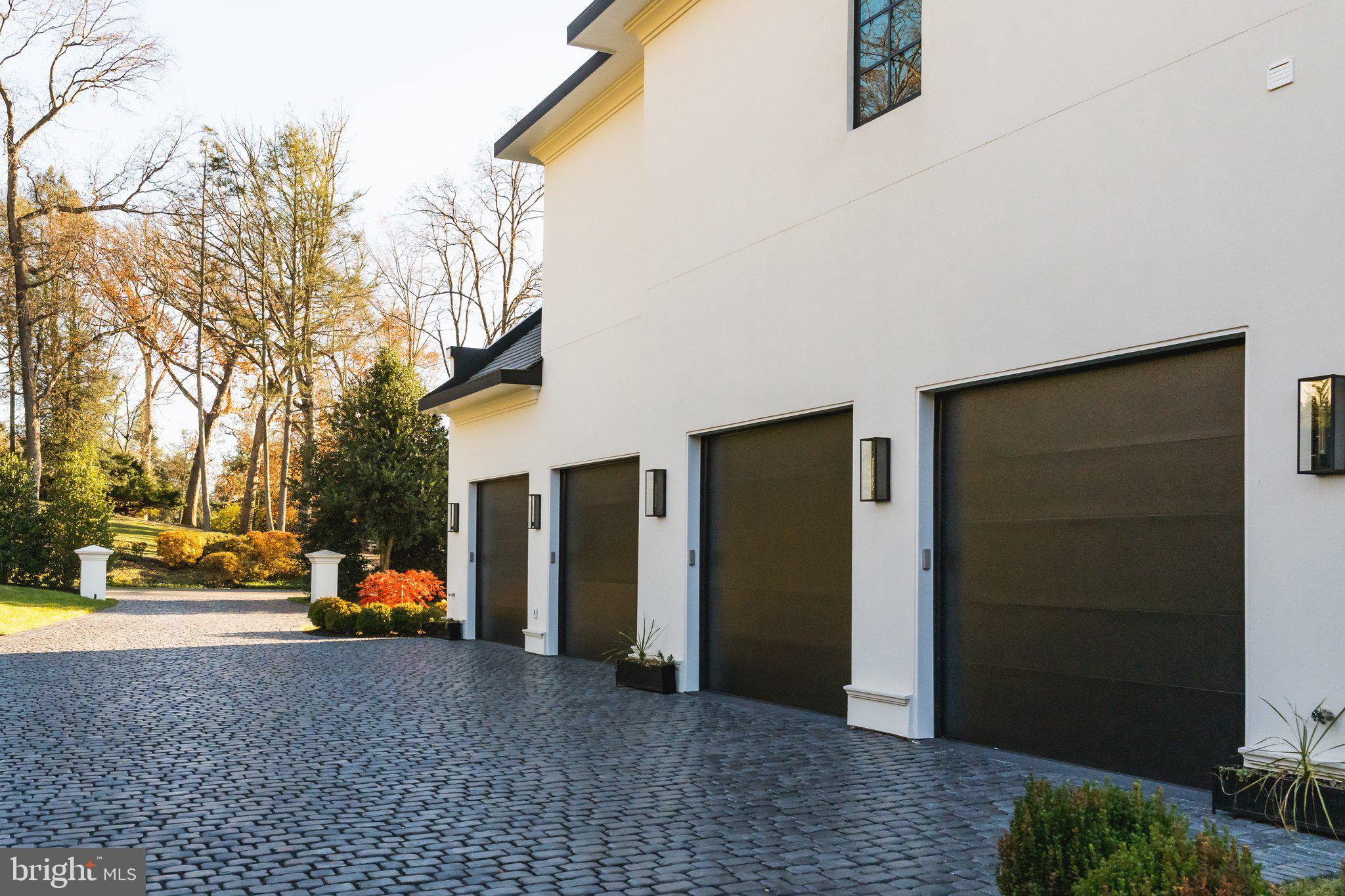 LANGLEY FARMS - Residential