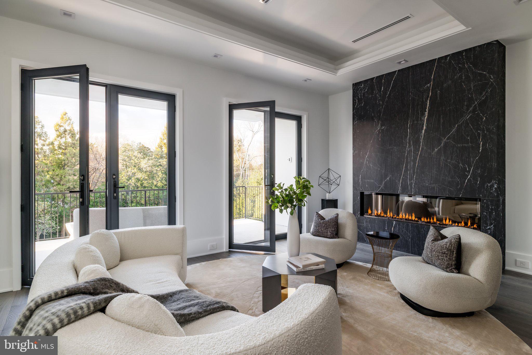 LANGLEY FARMS - Residential