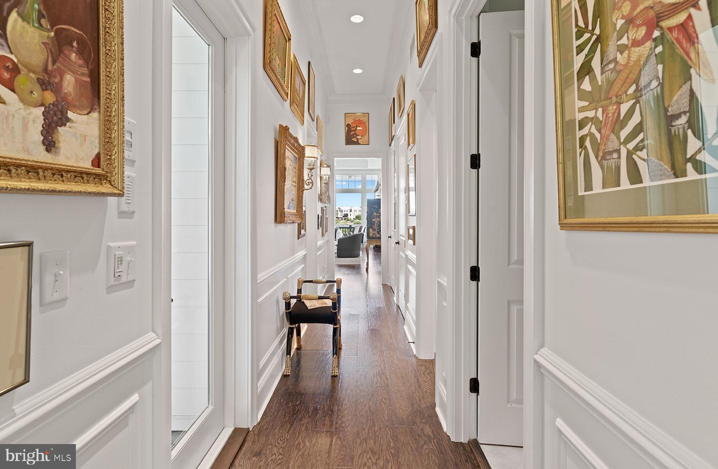 SILVER LAKE SHORES - Residential