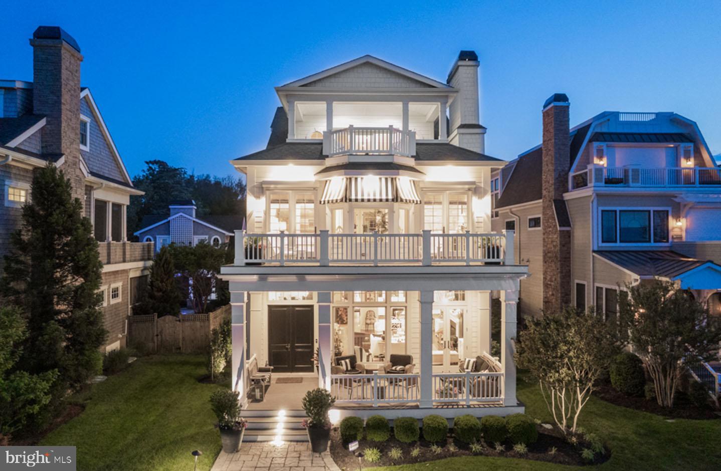 SILVER LAKE SHORES - Residential