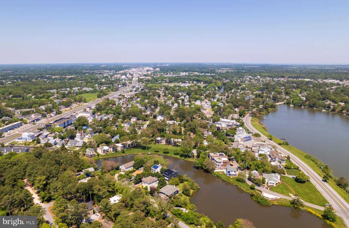 SILVER LAKE SHORES - Residential