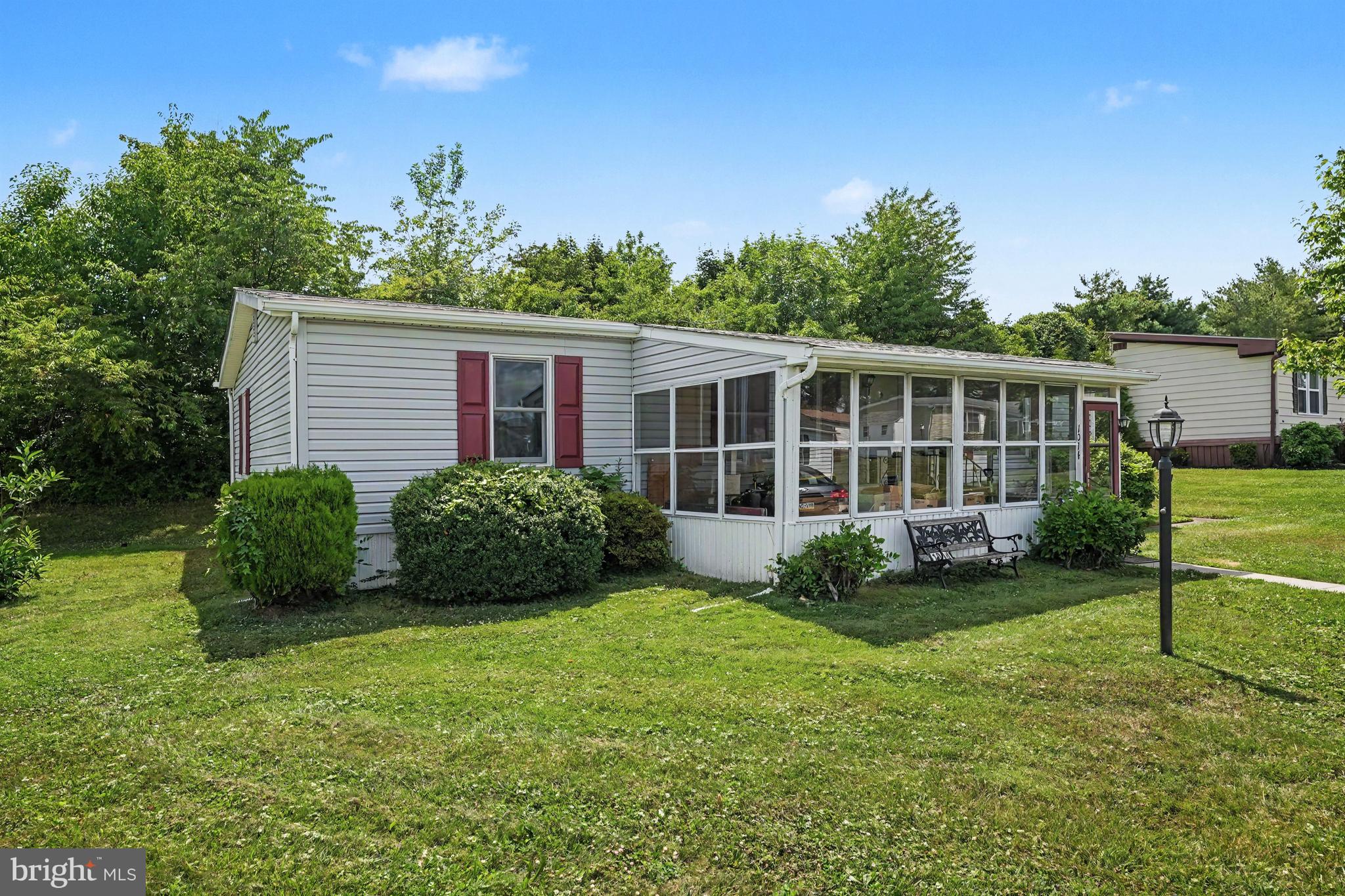 NESHAMINY FALLS - Residential
