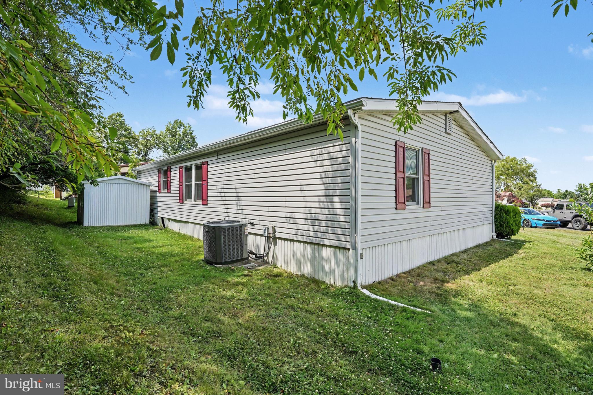 NESHAMINY FALLS - Residential