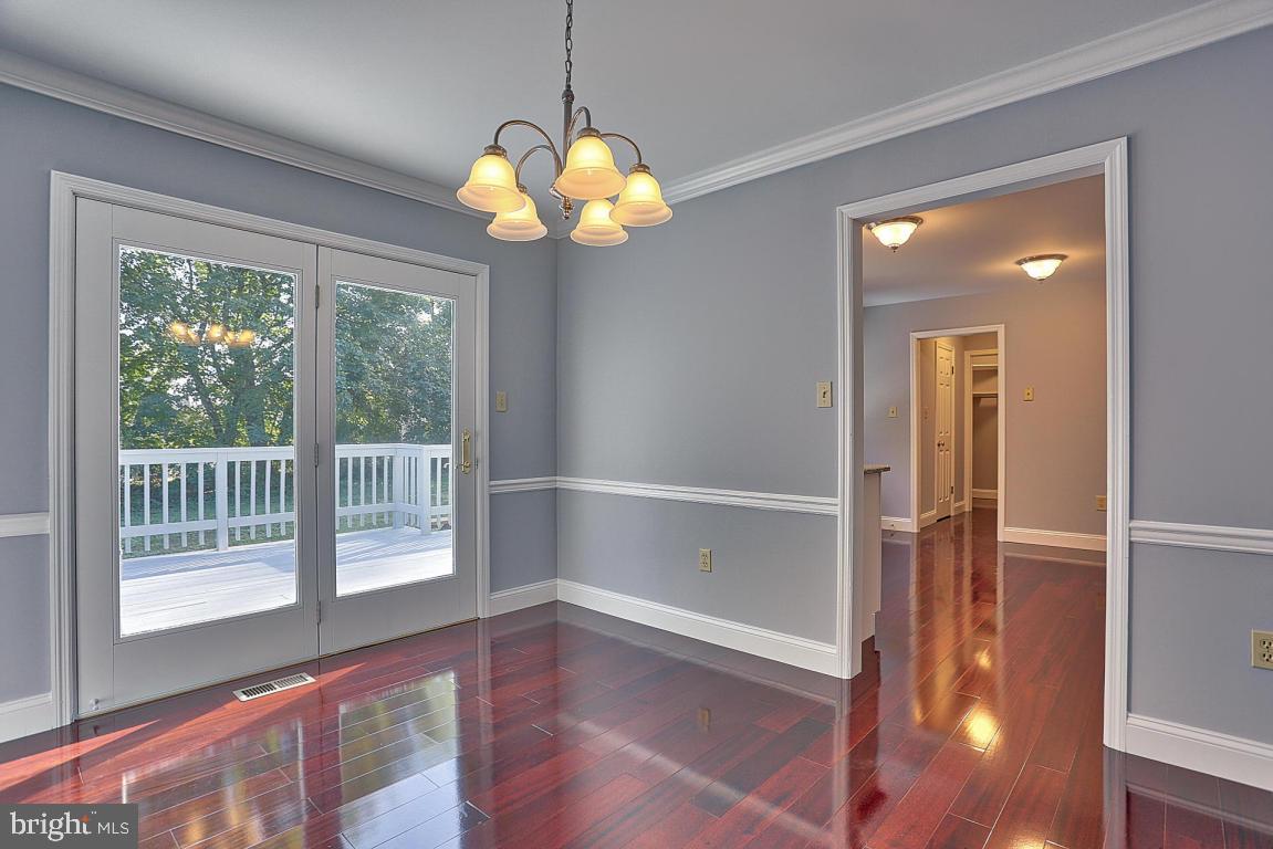 EASTLAND HILLS - Residential