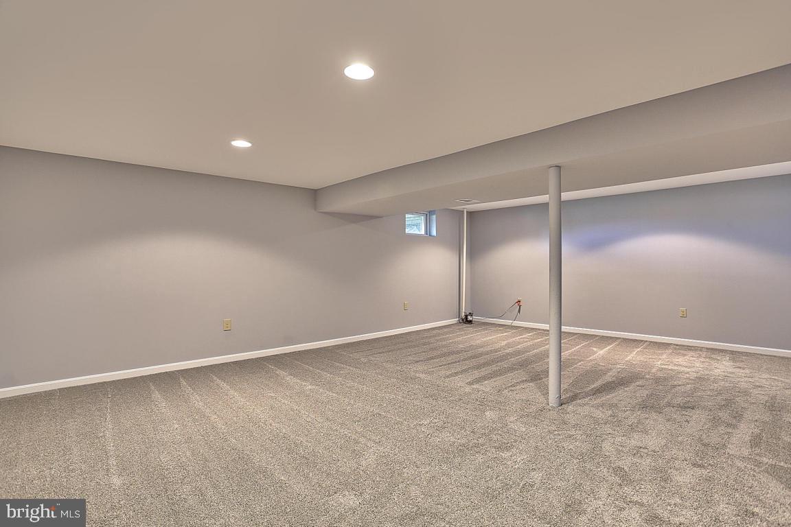 EASTLAND HILLS - Residential
