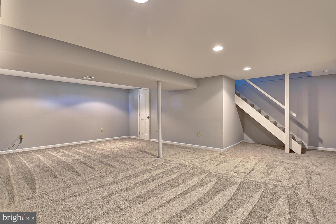 EASTLAND HILLS - Residential