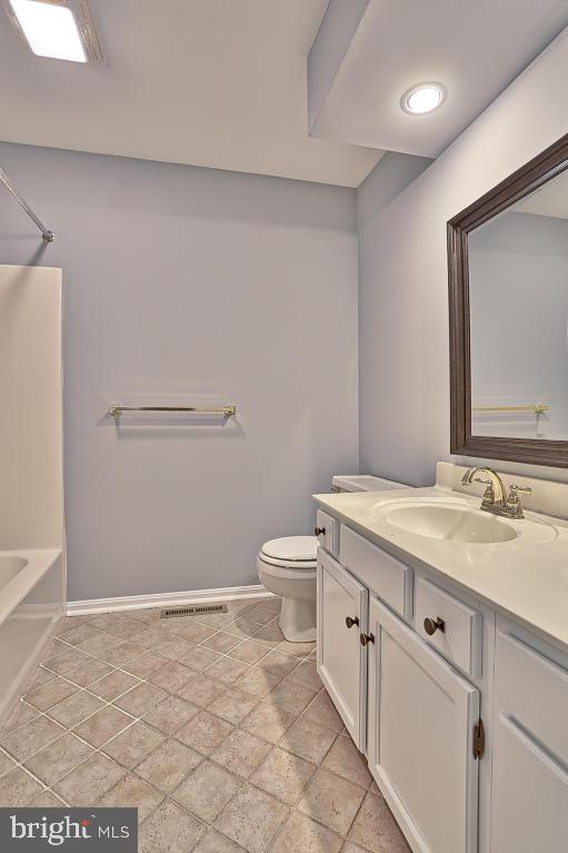 EASTLAND HILLS - Residential