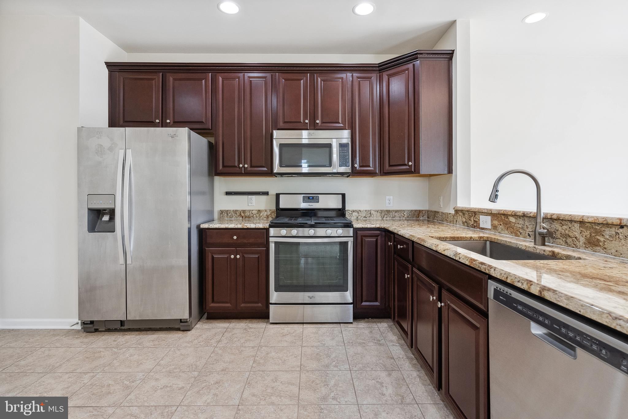 APPLECROSS - Residential