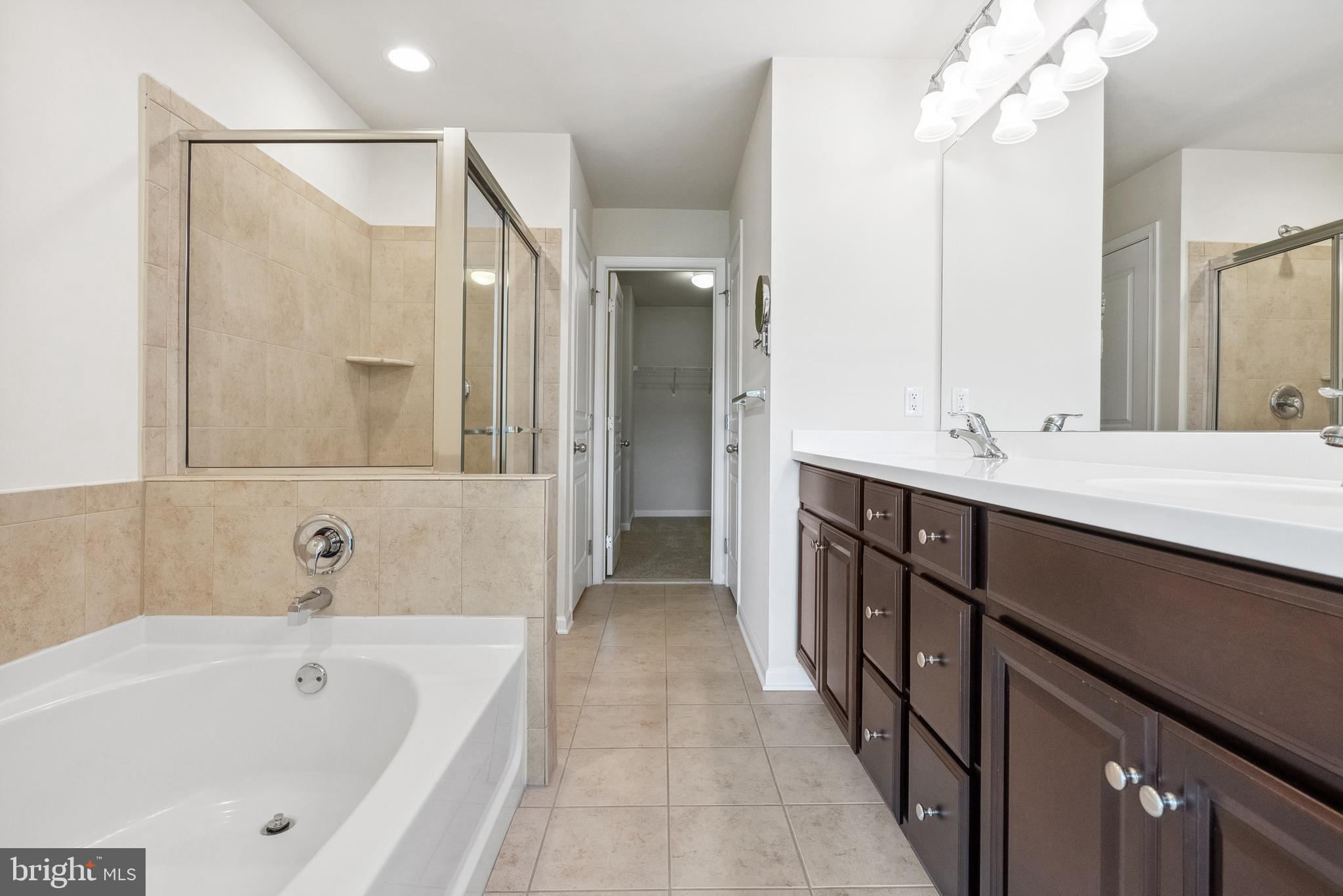 APPLECROSS - Residential