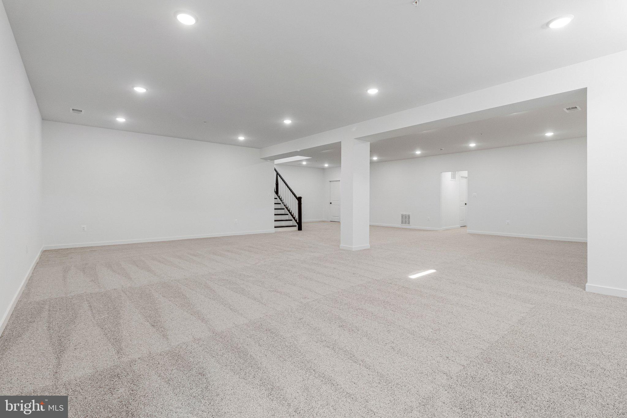 WORTHINGTON GROVE - Residential