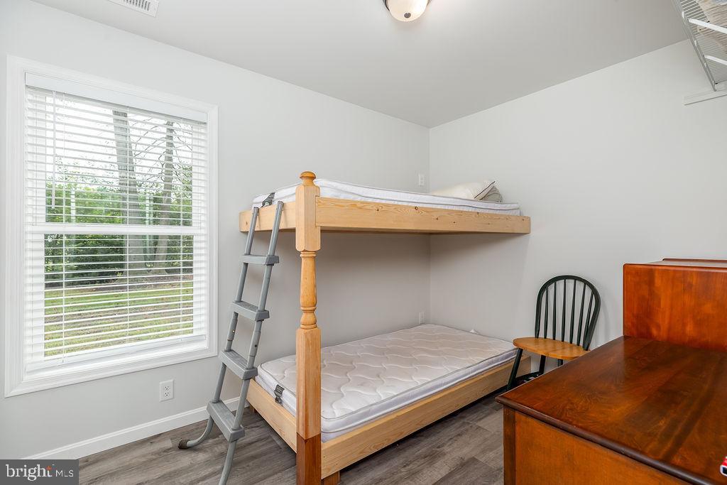 DEER RUN ACRES - Residential