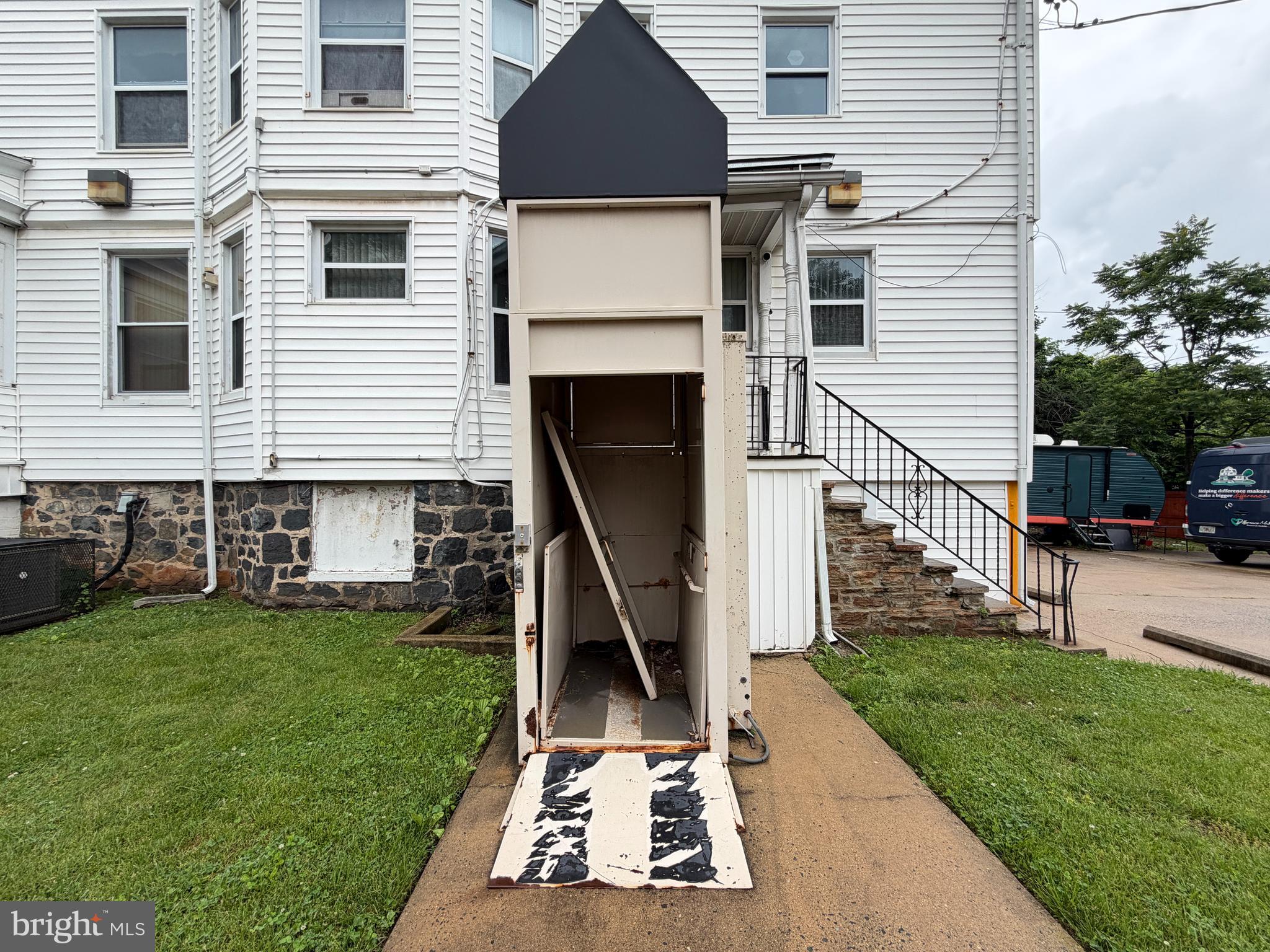 CALLAWAY-GARRISON - Commercial Sale