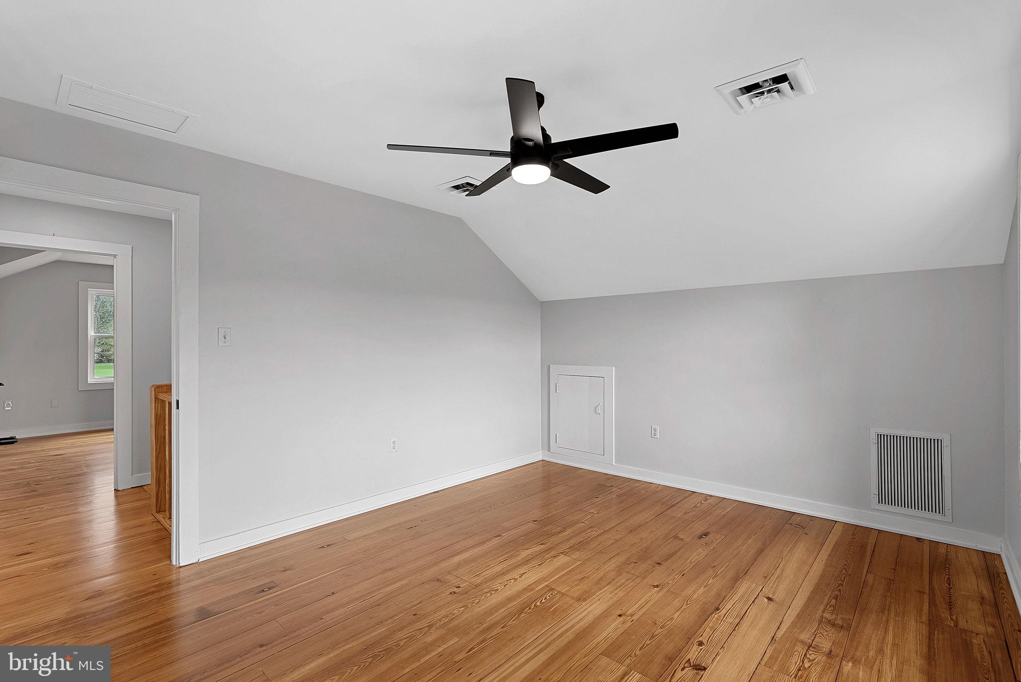 BLUE RIDGE CHASE - Residential Lease