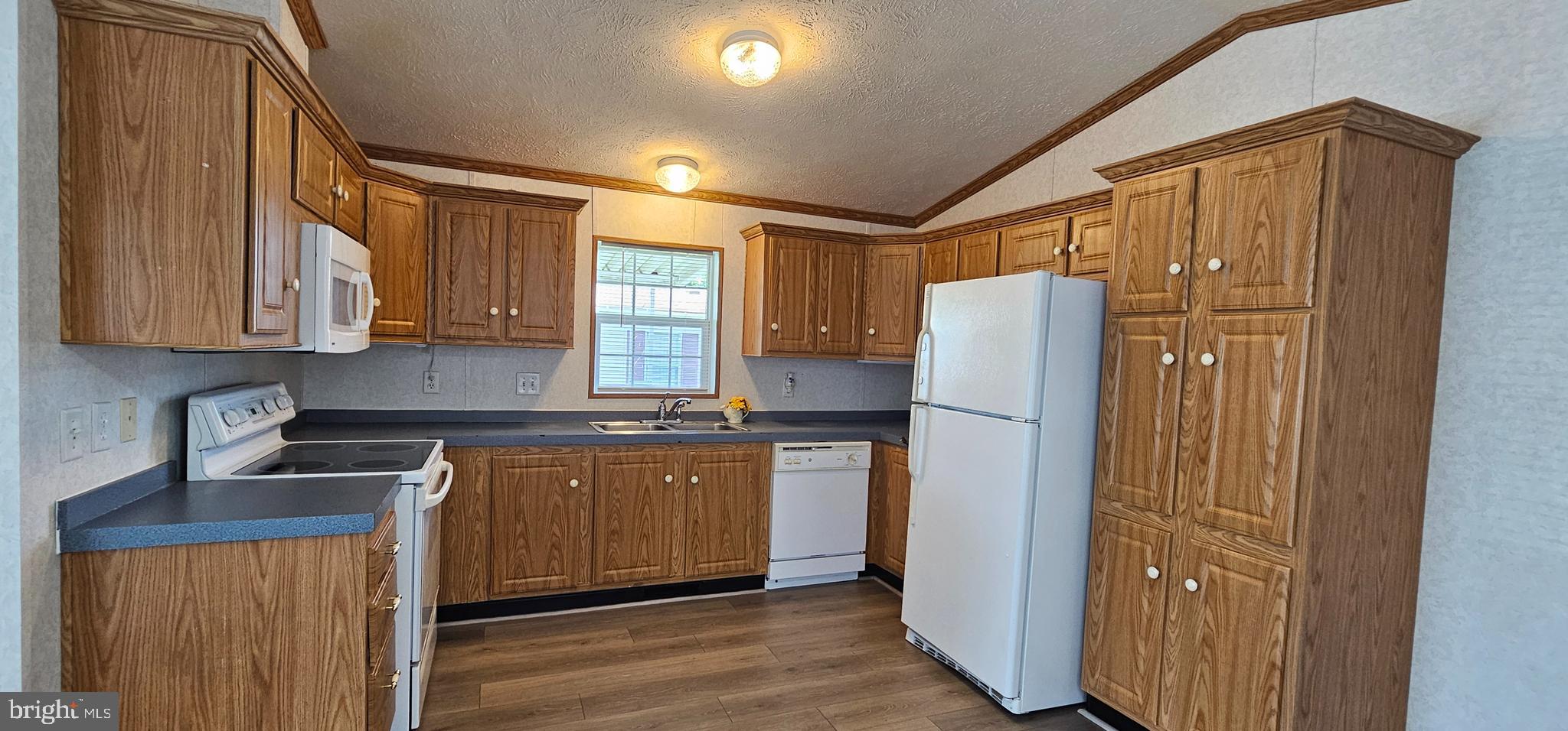 WILLIAMS ESTATES - Residential