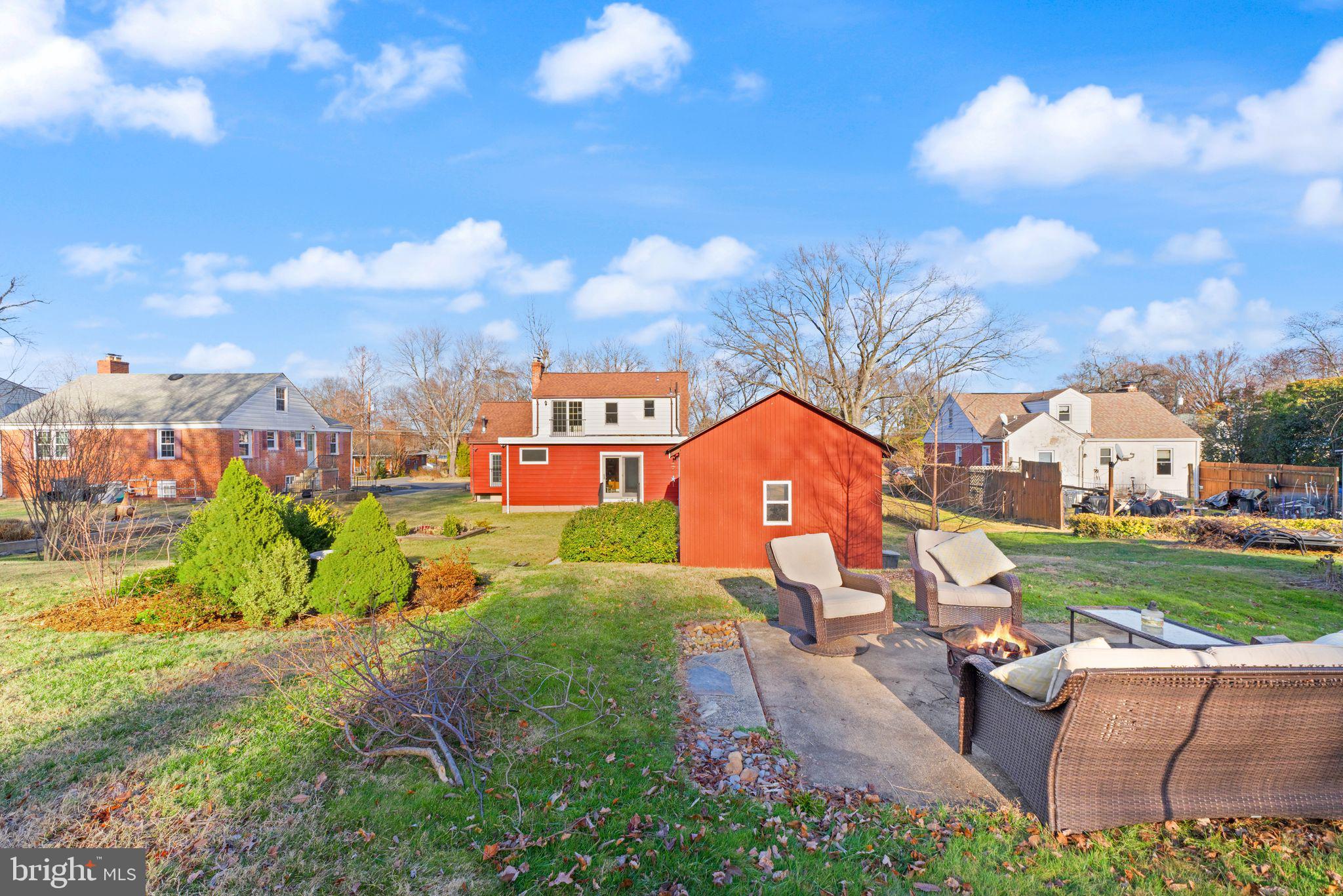 TEMPLE VIEW - Residential