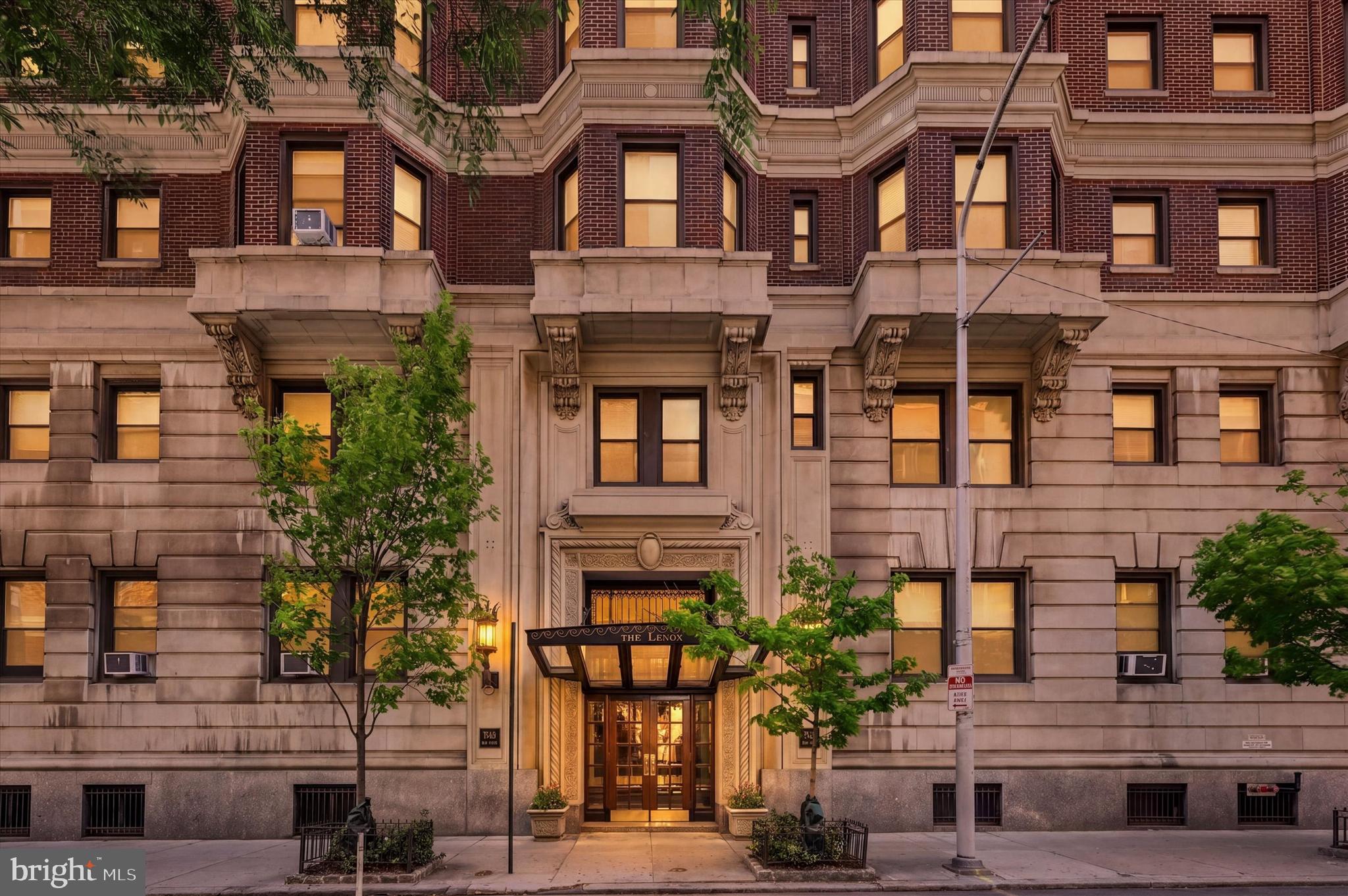 WASHINGTON SQ WEST - Residential