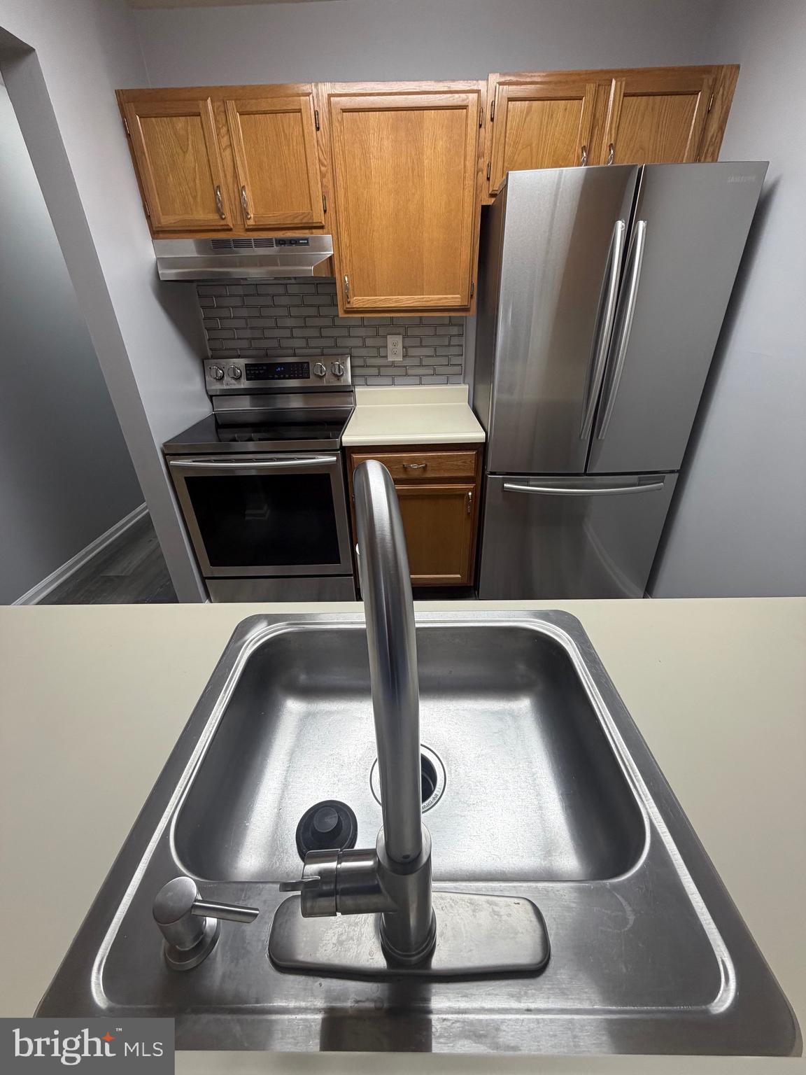 ASHTON CONDO - Residential