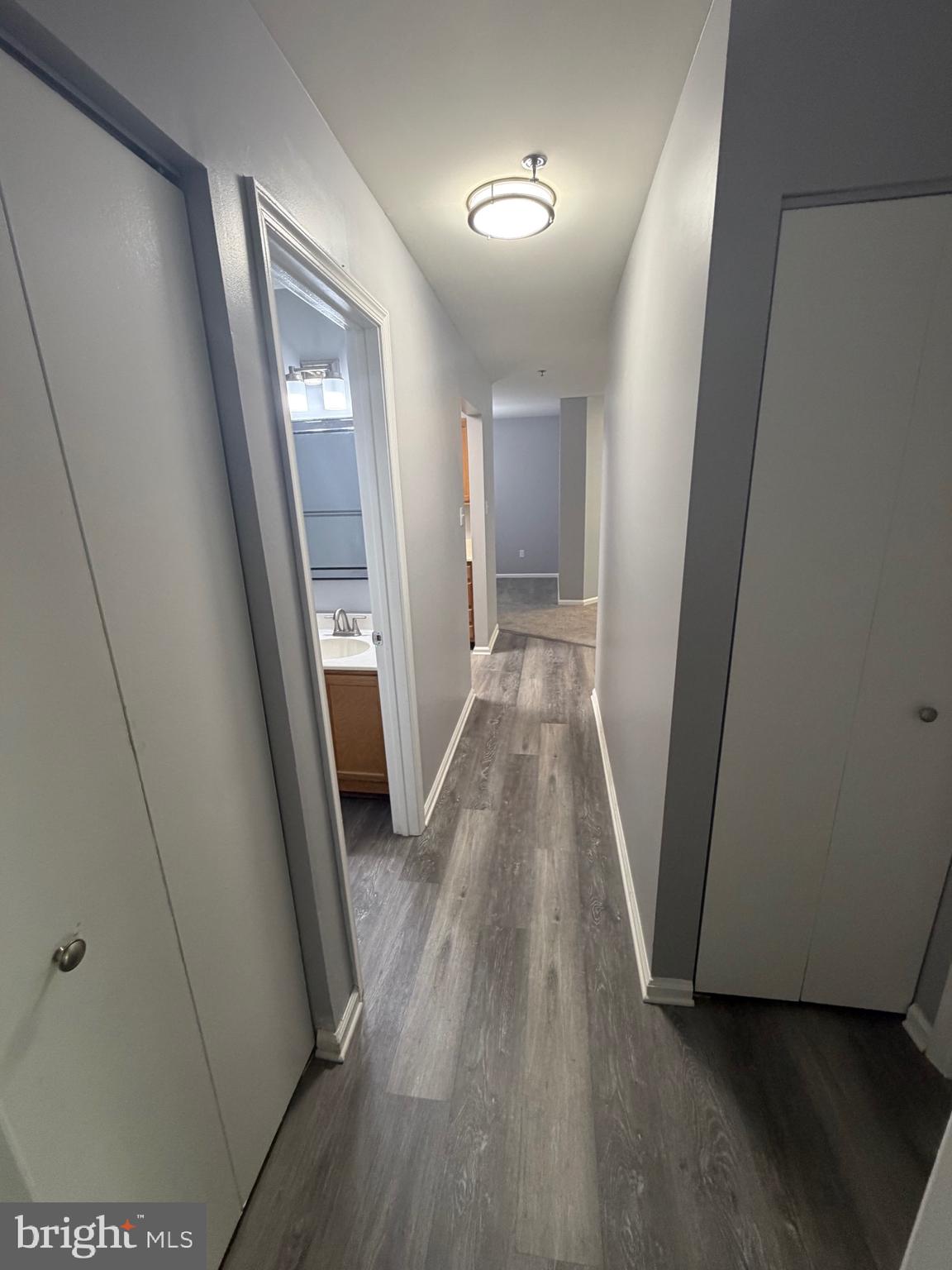 ASHTON CONDO - Residential