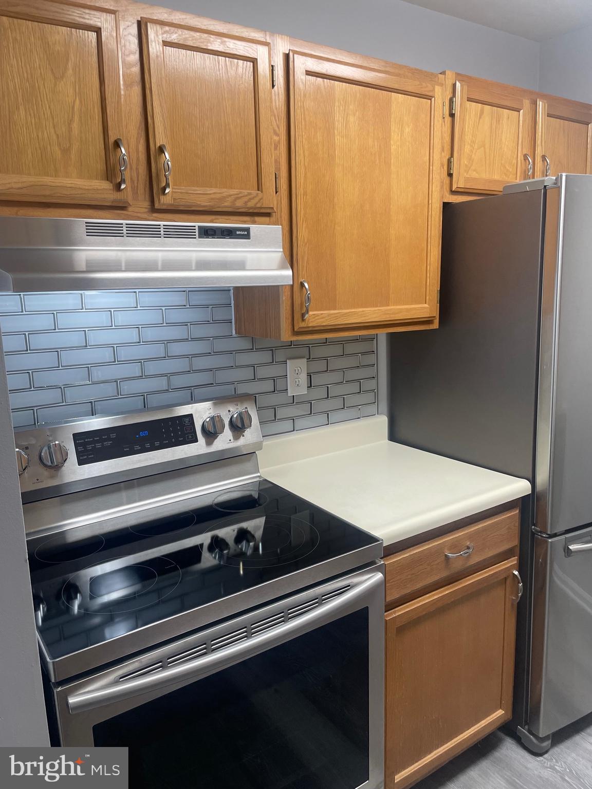 ASHTON CONDO - Residential