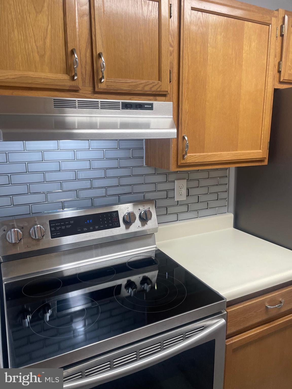 ASHTON CONDO - Residential
