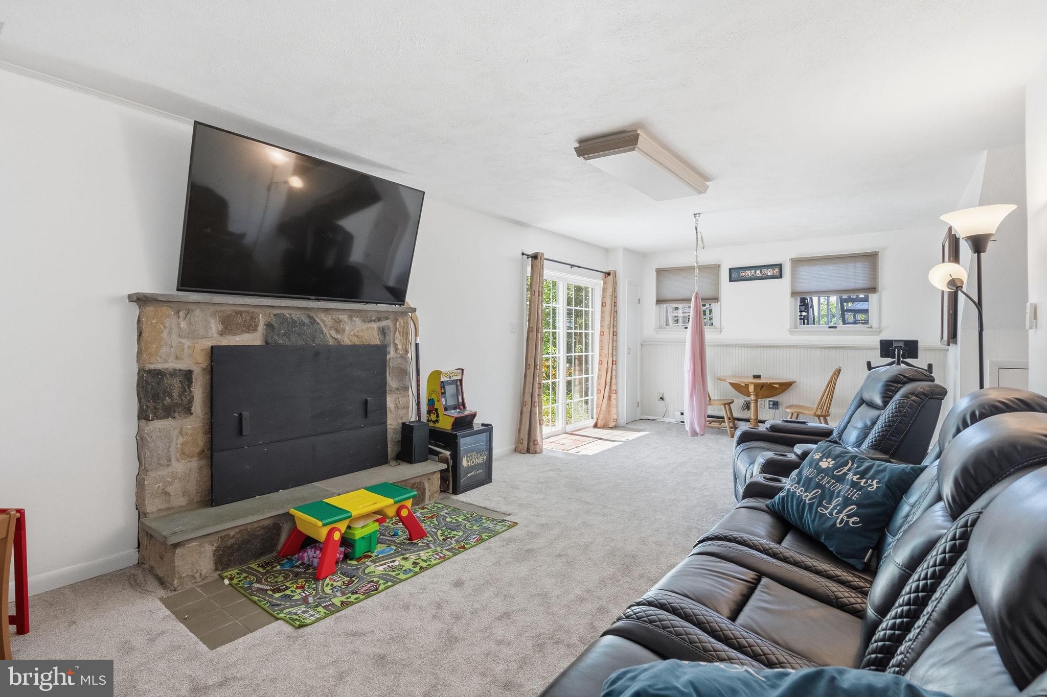 WOODGATE - Residential