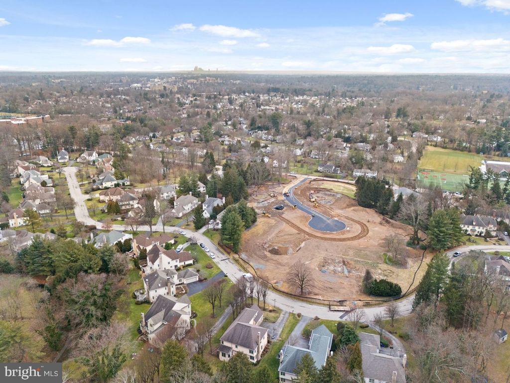 LOCKWOOD - Land