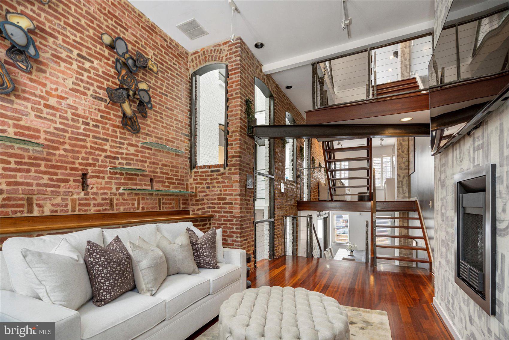 FELLS POINT HISTORIC DISTRICT - Residential