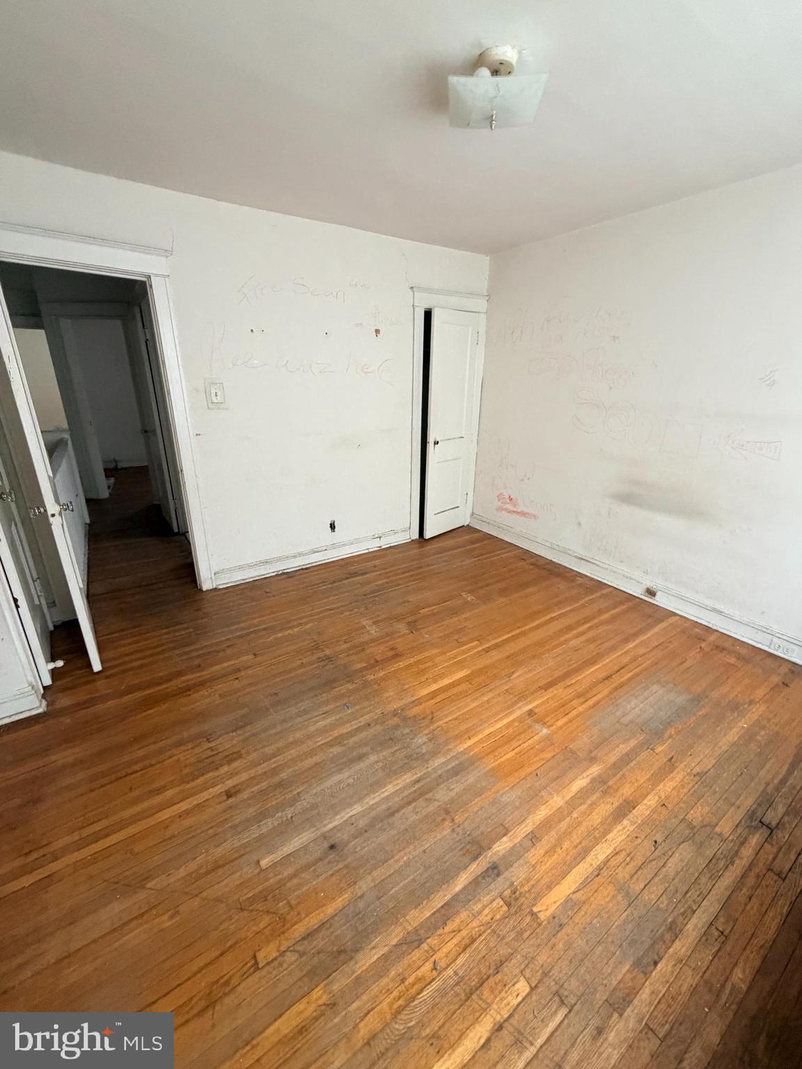 FERN ROCK - Residential