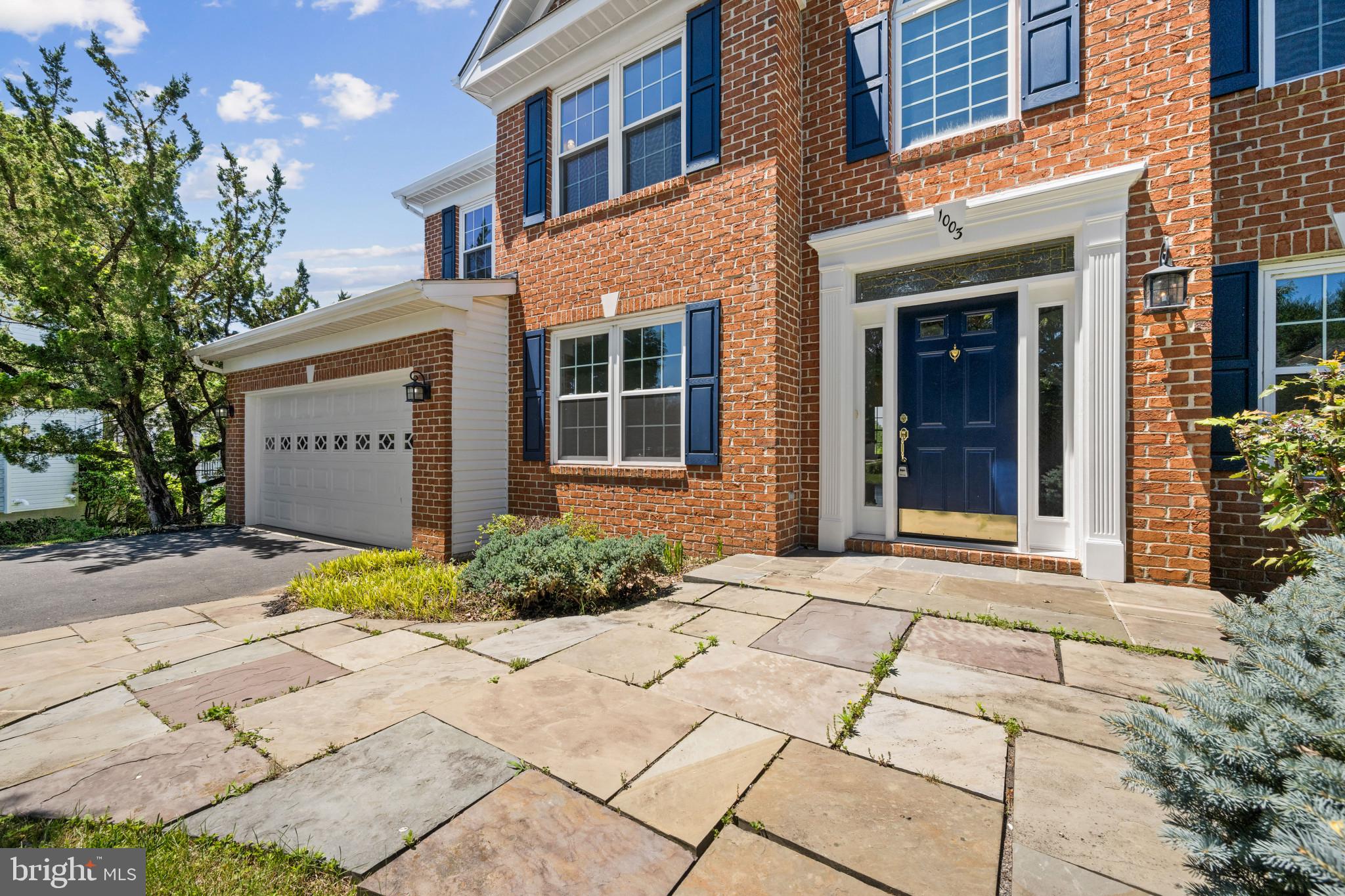BRYNWOOD HILLS - Residential