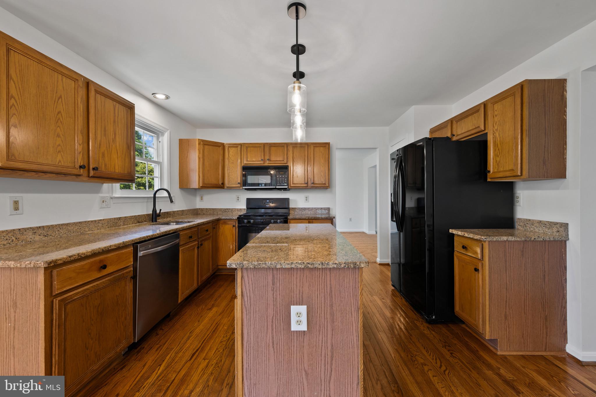 BRYNWOOD HILLS - Residential